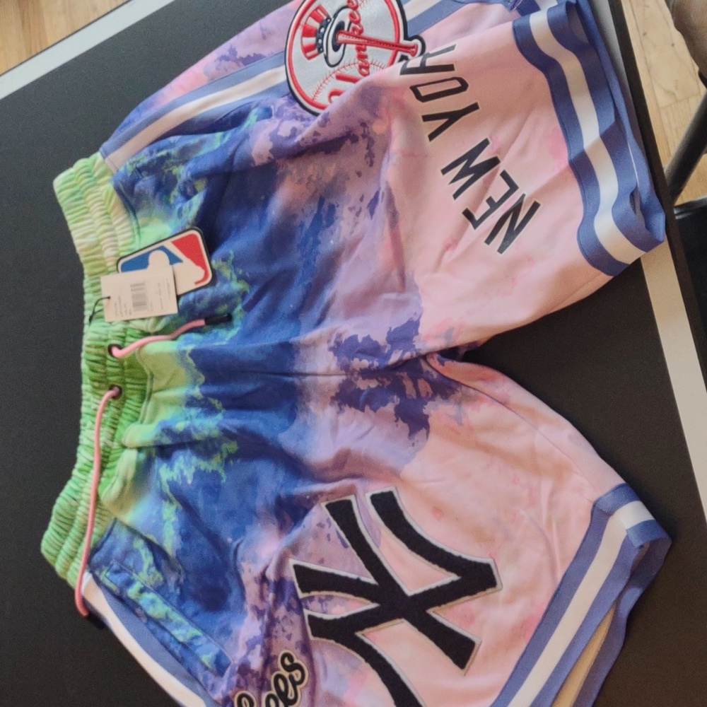 Men's Yankees tye dye shirts